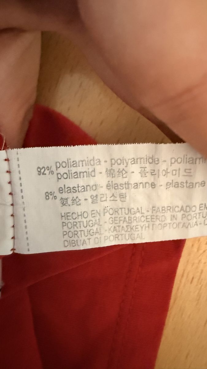 Zara Tops: 2er Set Rot/Weiss Grösse S – Neuf (Voir description) à Thun par tat_zb9b 2