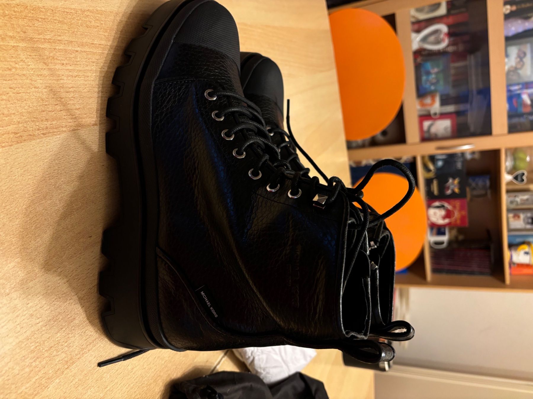 Michael Kors Scarpe da uomo: Bottine homme – Nuovo e nell'imballaggio originale da Chavornay venduto da viv_ttk2 1