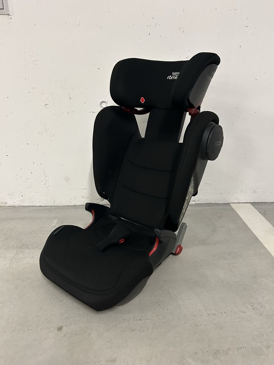Britax Römer Seggiolini per auto: Britax Römer Kindersitz – Usato da Meilen venduto da Michi1805 3