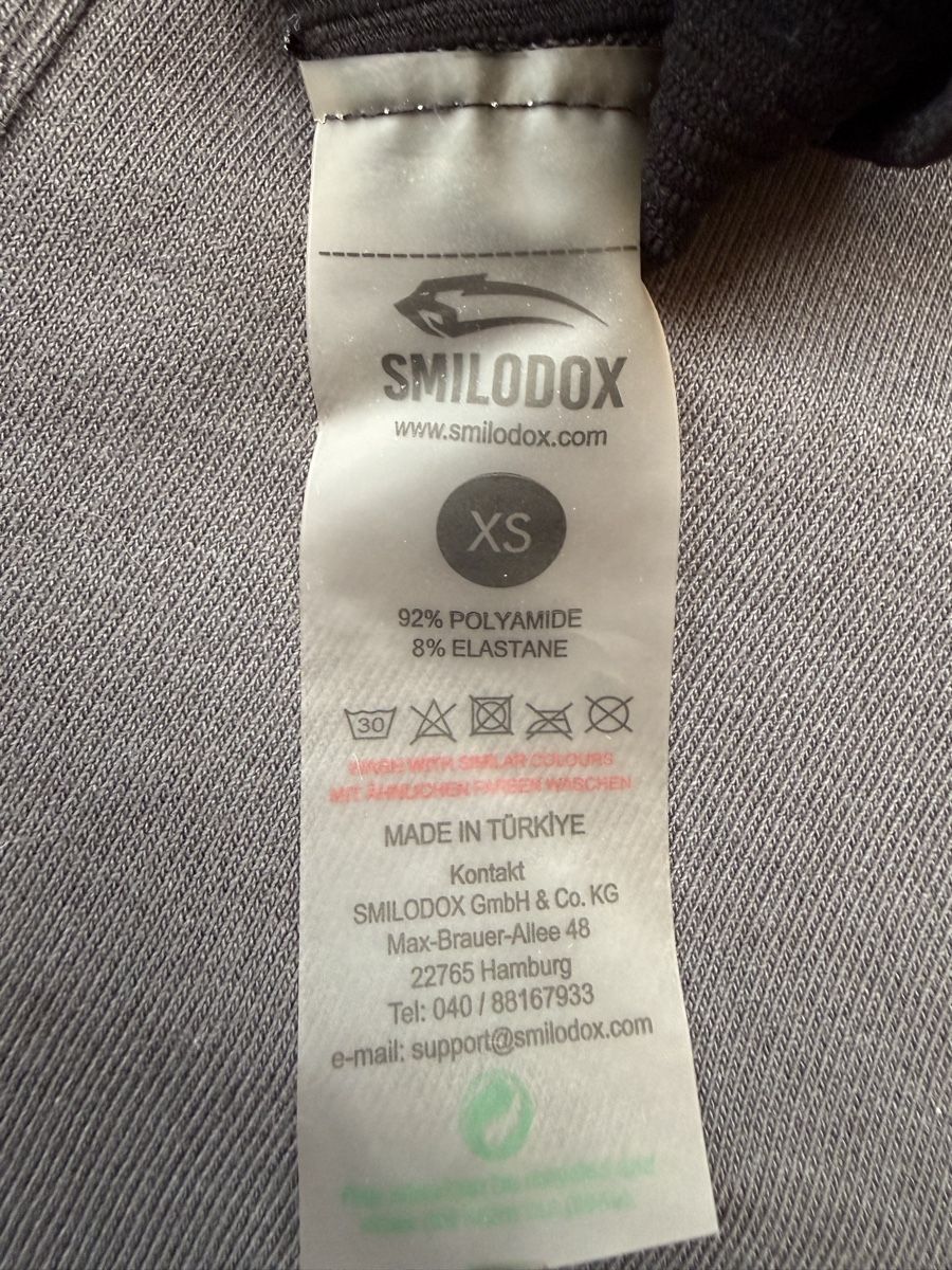 Smilodox Leggings: Smilodox Leggings schwarz  – Usato da Münchenbuchsee venduto da na_sch3053 2