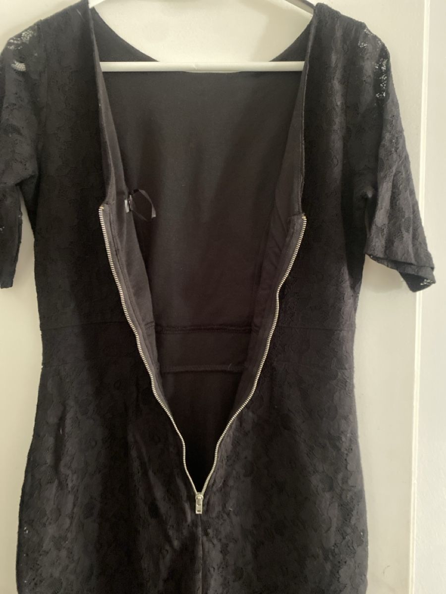 Robes: Robe noire dentelle doublée t.36 – Neuf (Voir description) à Geneve par pat_p76n 3