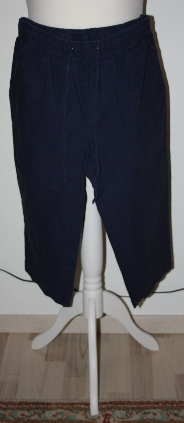 Pantaloni: Hose Bermuda TIS SAIA Gr. 46 – Usato da Flüelen venduto da Diversicum-Curvy