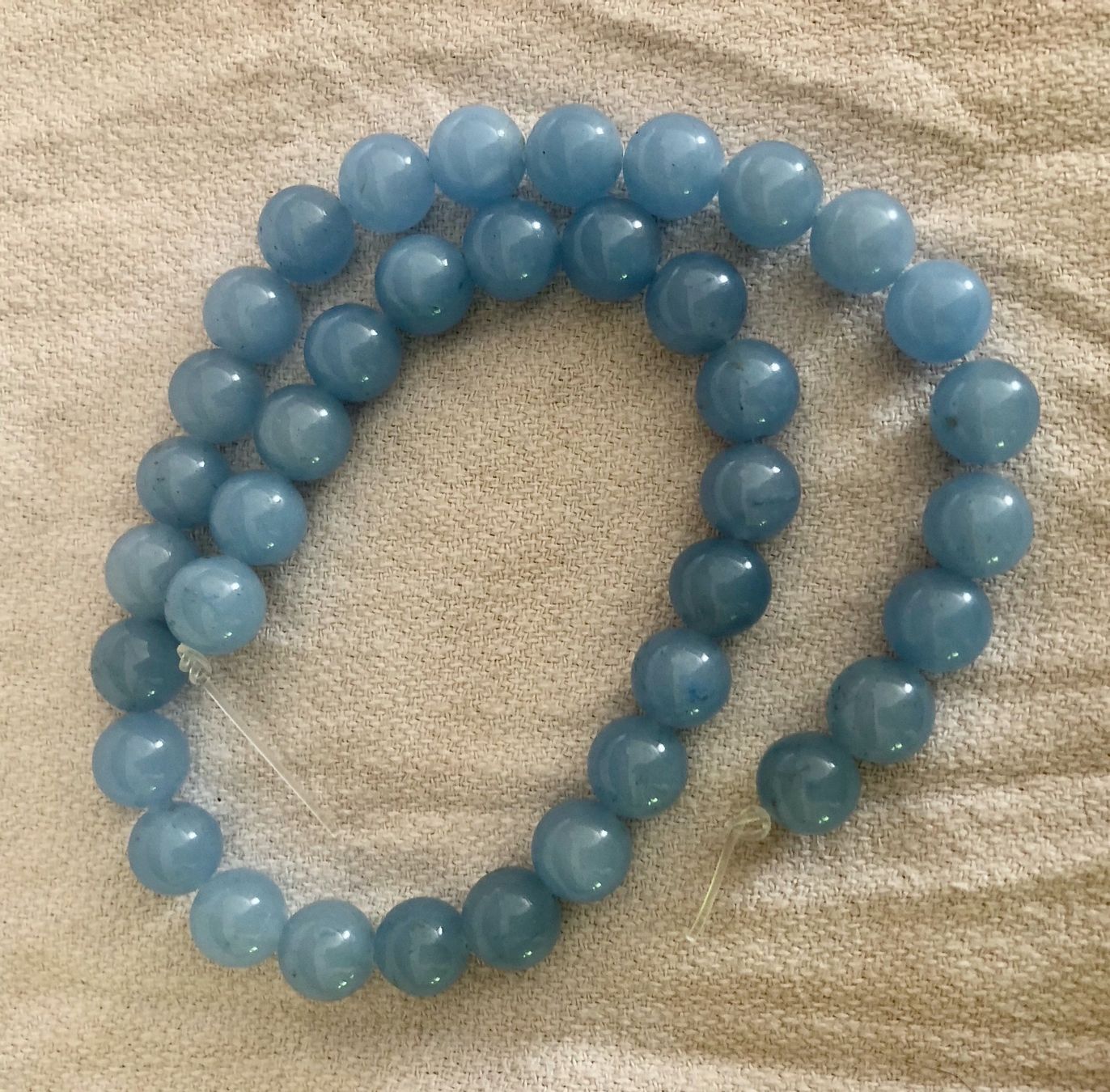 Pietre preziose: schöne "Aquamarin" Perlen 10mm - 1 Strang – Nuovo e nell'imballaggio originale da Ittenthal venduto da Hwaggis