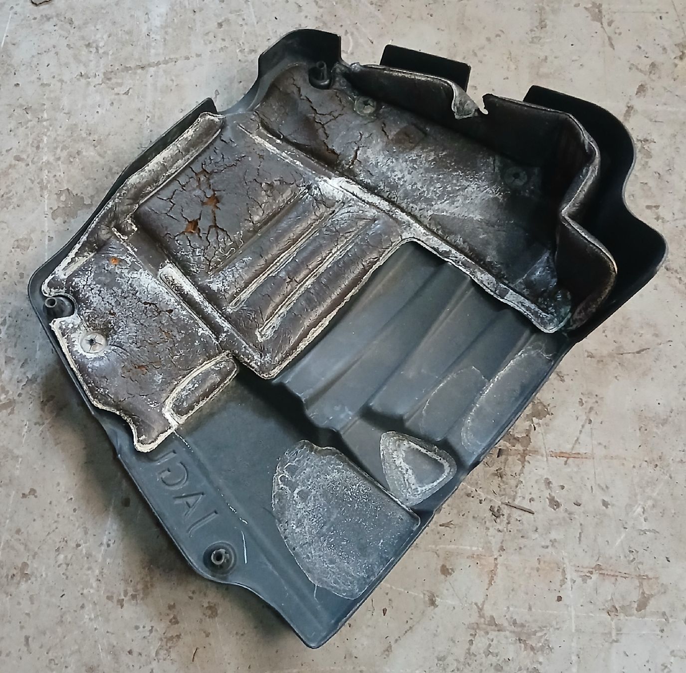 Jaguar Toutes les pièces auto: Cache moteur Jaguar S-Type 4.0 V8 – D'occasion à la heutte par Auto-stock 1