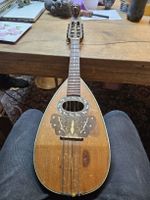 Alte Mandoline mit Schmetterling & Löwenkopf Schnitzerei (D1