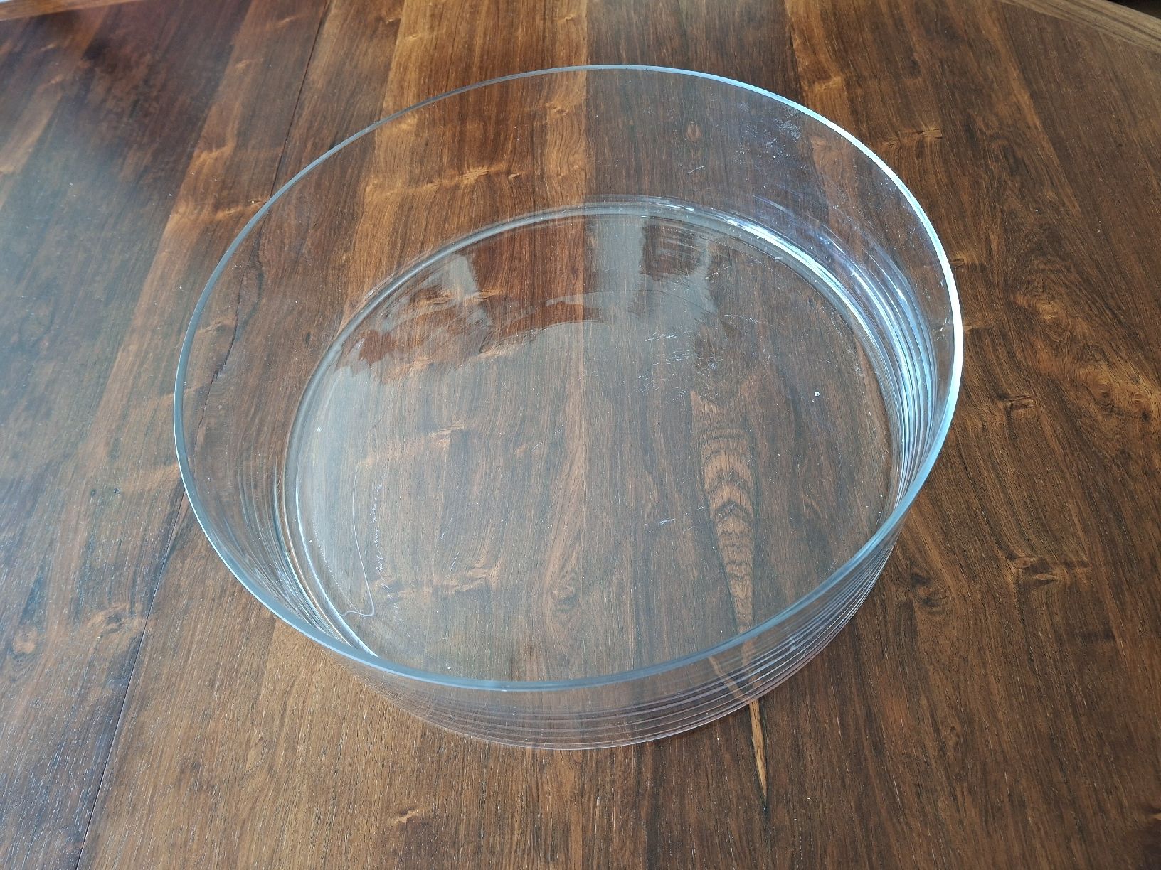 Alle Dekorationen: Deko Glasschale D: 38cm – Gebraucht aus Stäfa von Rampensau