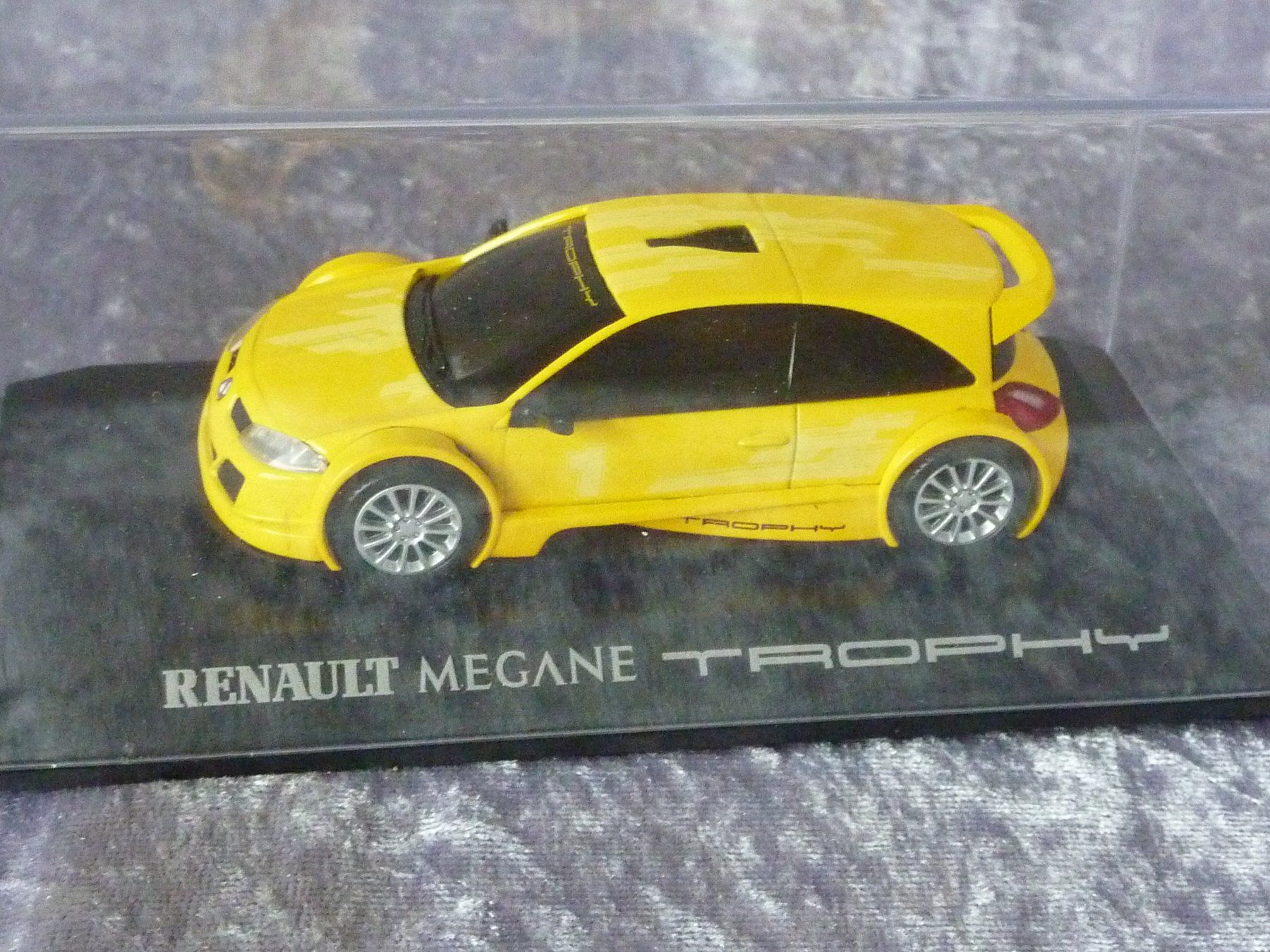 Renault Modellini d'auto: Renault Megane Trophy 1:43 – Nuovo (secondo la descrizione) da Dürrenäsch venduto da modellautos4you 6