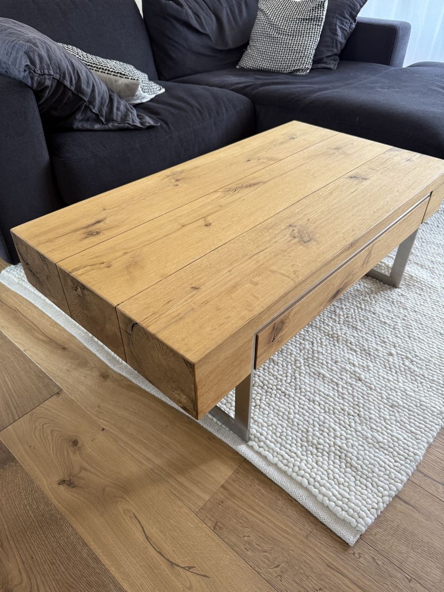 Tavoli: Couchtisch Eichenoptik – Usato da Brunnen venduto da Zuegi5 3