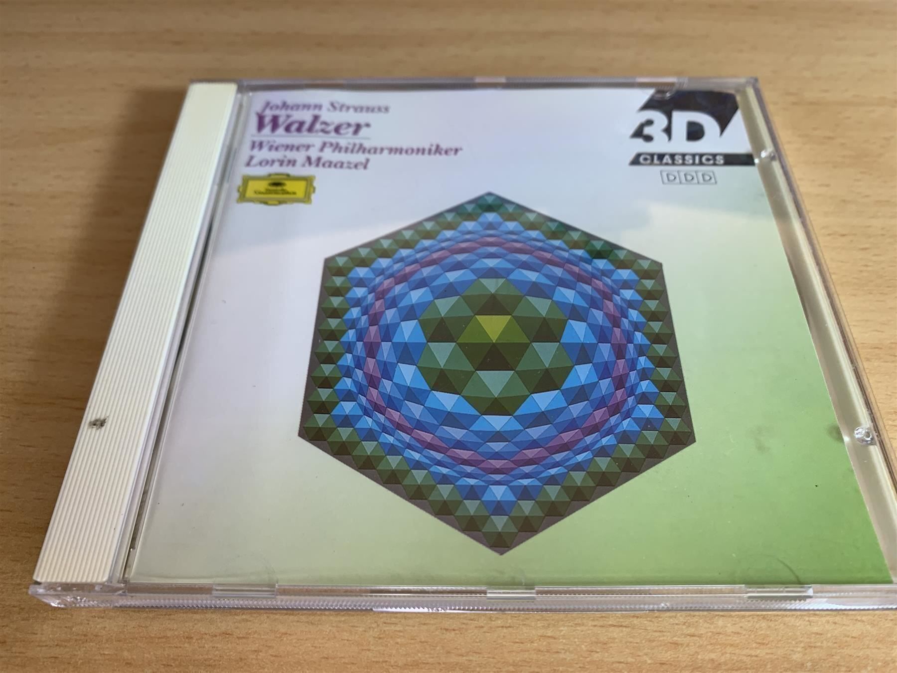 CD: Johann Strauss – Walzer – Usato da Rikon im Tösstal venduto da Alpenmutz