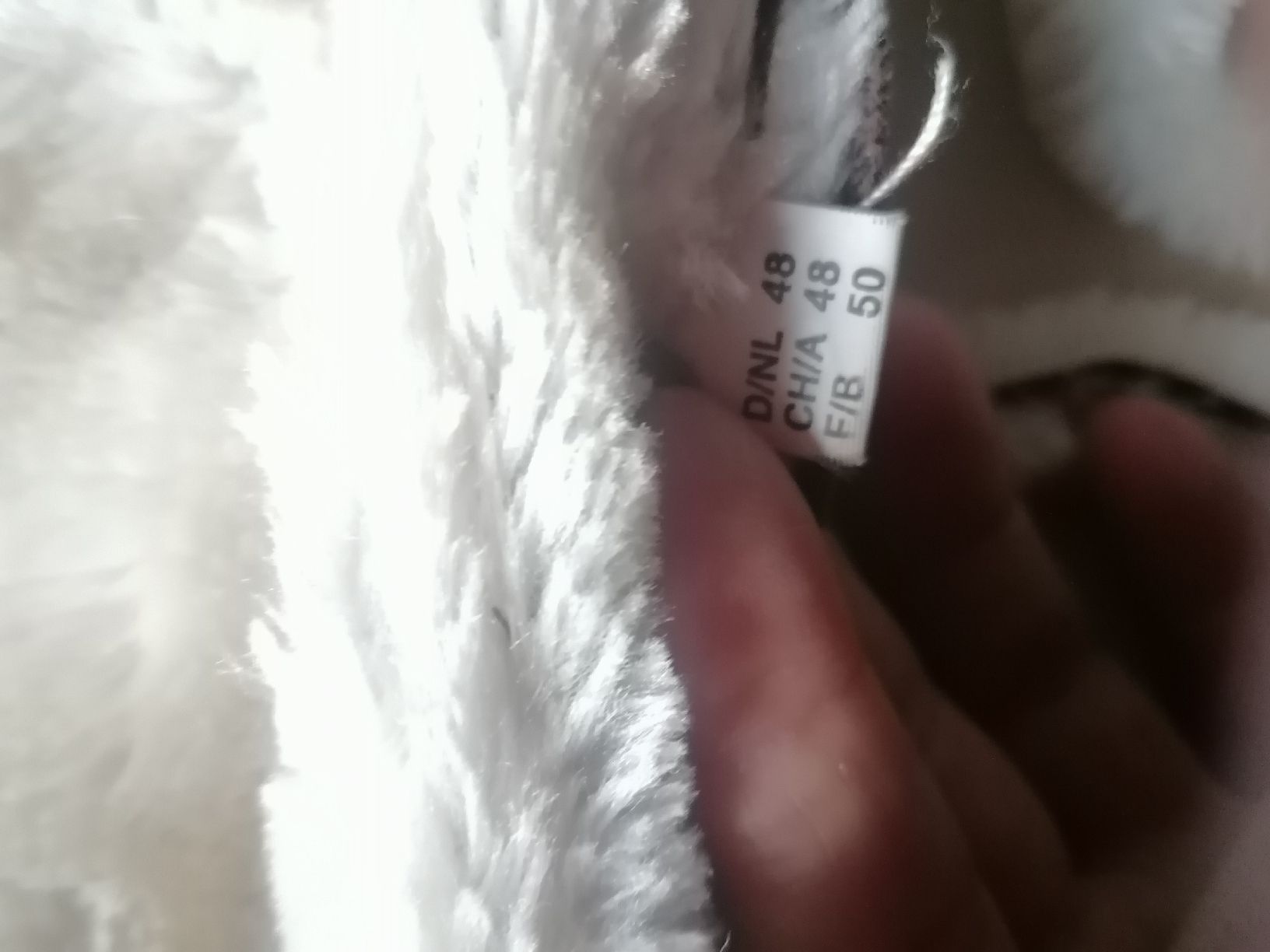 Giacche: Warme Winterjacke Grösse 48/50 – Usato da Bedigliora venduto da Dolcezza0 5