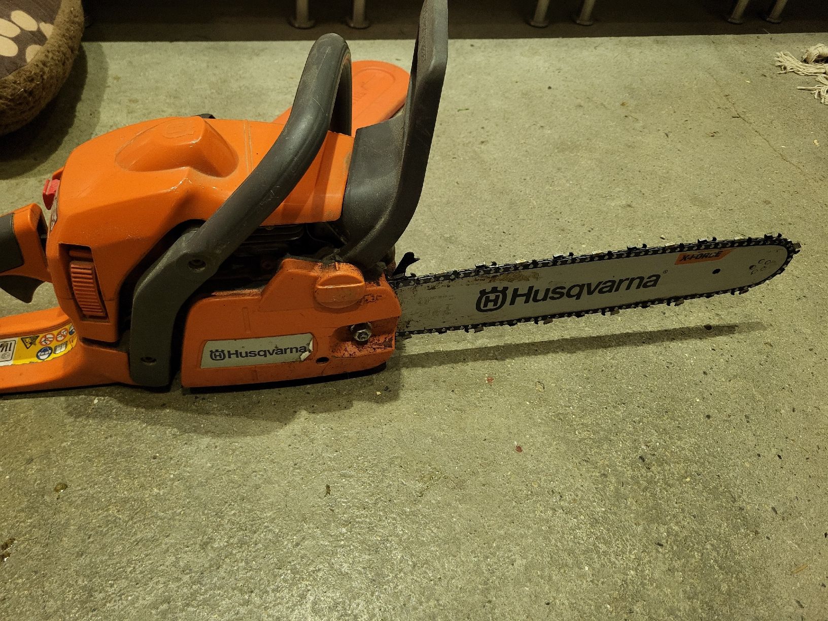 Husqvarna Scies: Husqvarna 435  – D'occasion à Ulisbach par Jaeger1291 2