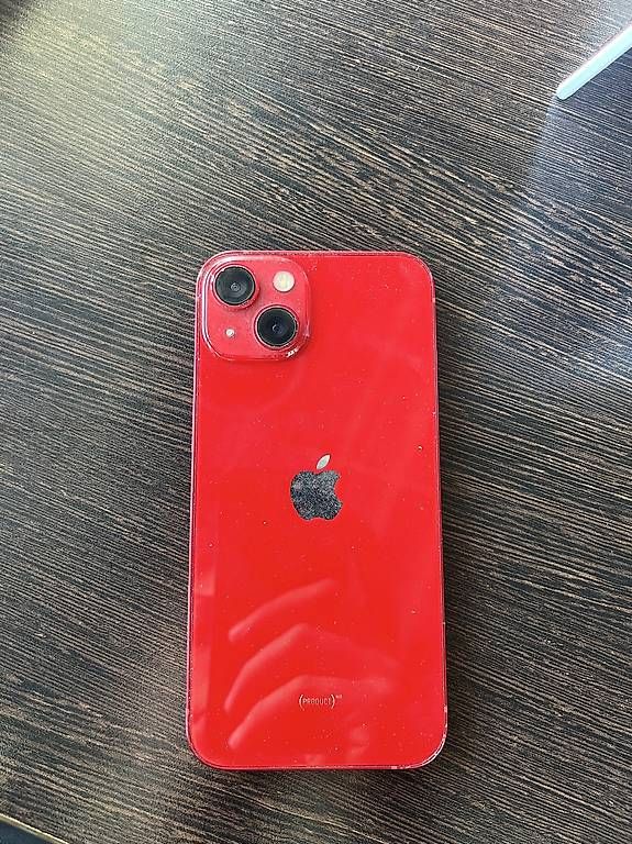Handys / Smartphones: Iphone 13 mit hülle – Gebraucht aus Horgen von padiowsi 1