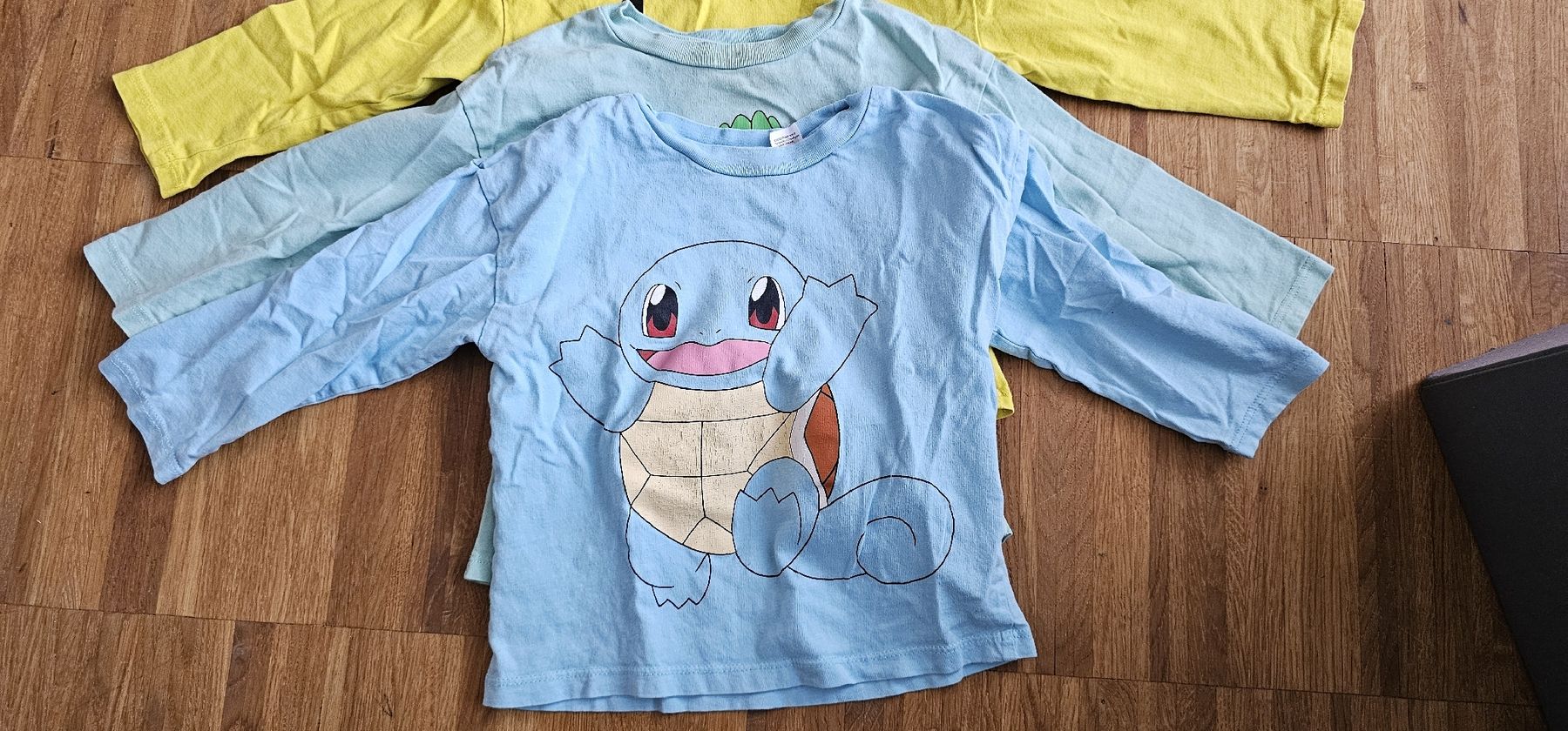 H&M Lotti & Set di vestiti: Kleiderpaket Pokemon Gr 92 – Usato da Zürich venduto da pri_9hkk 1