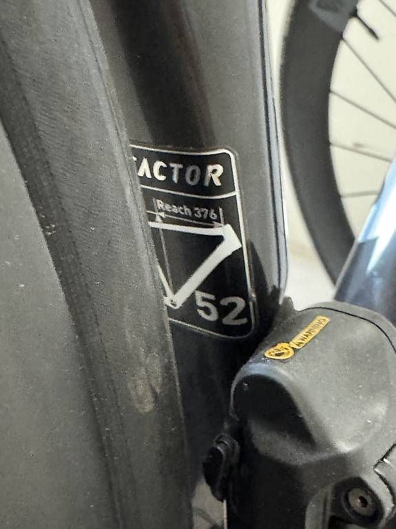 Factor Bikes Vélos: Factor O2 VAM 52 – D'occasion à Baar par Gromi 3
