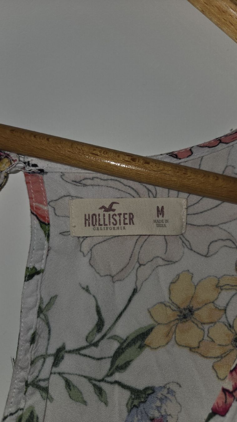 Hollister Jumpsuits: Hollister Sommer Einteiler, Blumenmuster, Grösse M – Gebraucht aus Courgevaux von mel_v6qd 2