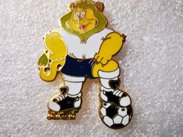 Ansteckpin 4: Uefa Euro 1996 Maskottchen Goliath