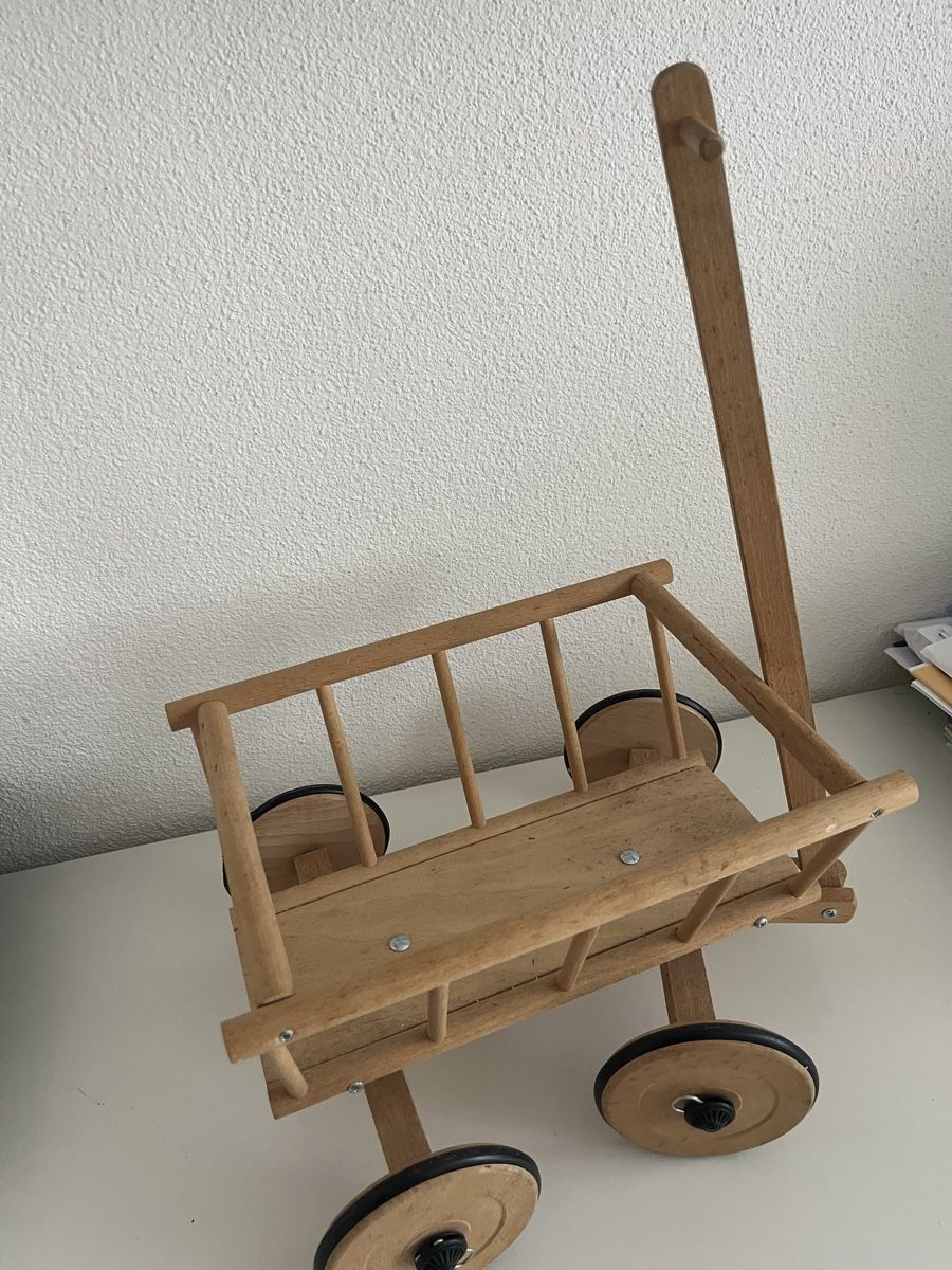 Spielzeuge: Kleiner älterer Leiterwagen – Gebraucht aus Inwil von Baembu 1