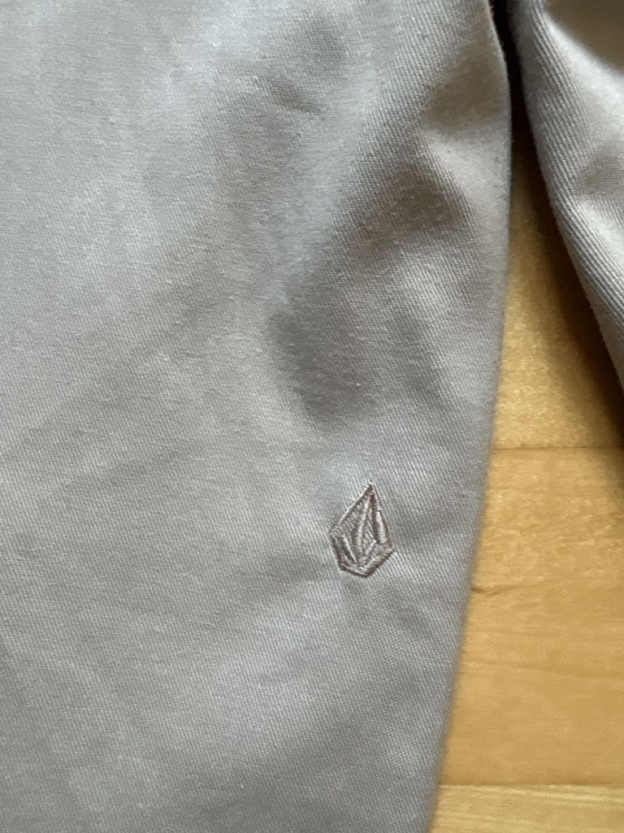 Volcom Pantalons: Hose von volcom, Gr. 27 – D'occasion à Matten b. Interl par elba19 2