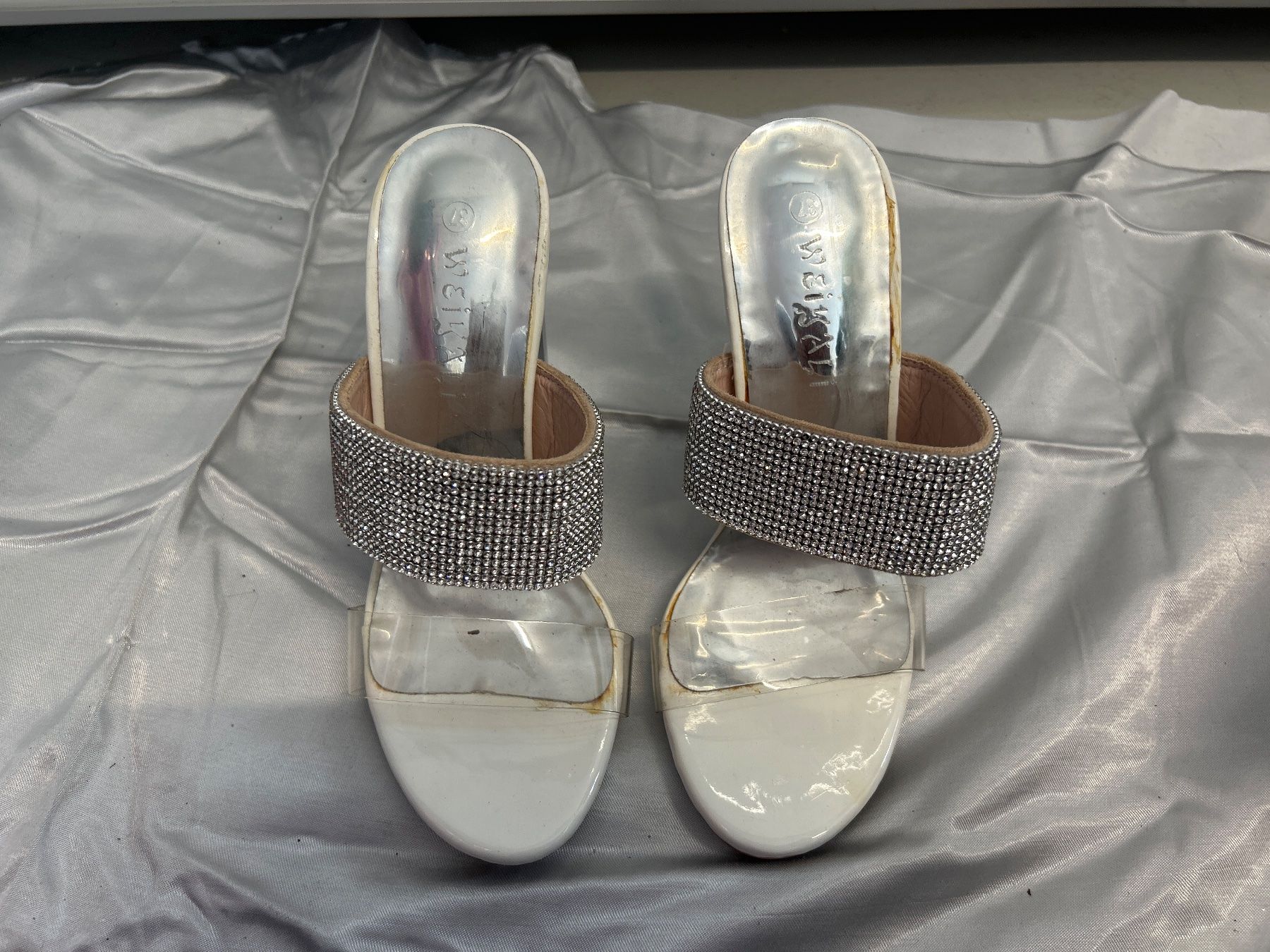 Scarpe da donna: Sandale silver/clean Gr 37 Neu – Nuovo e nell'imballaggio originale da Regensdorf venduto da Spyke55 2