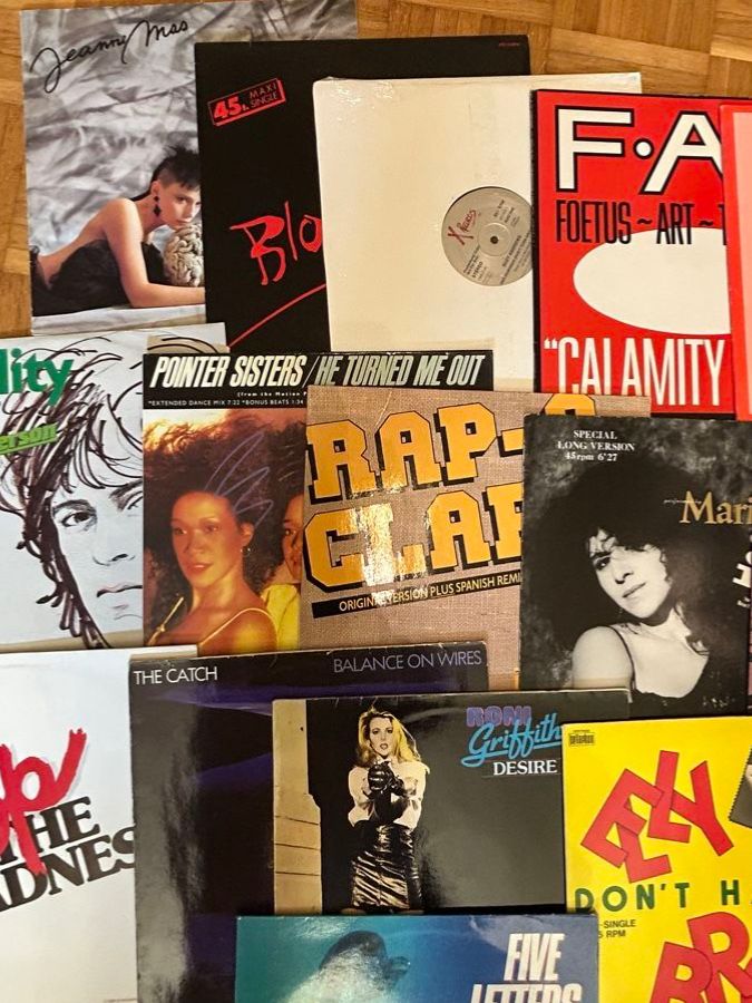 Schallplatten: 16 x Maxi Singles 80s Synth, Pop, Disco, Electronic – Gebraucht aus Solothurn von MattoLoco 1