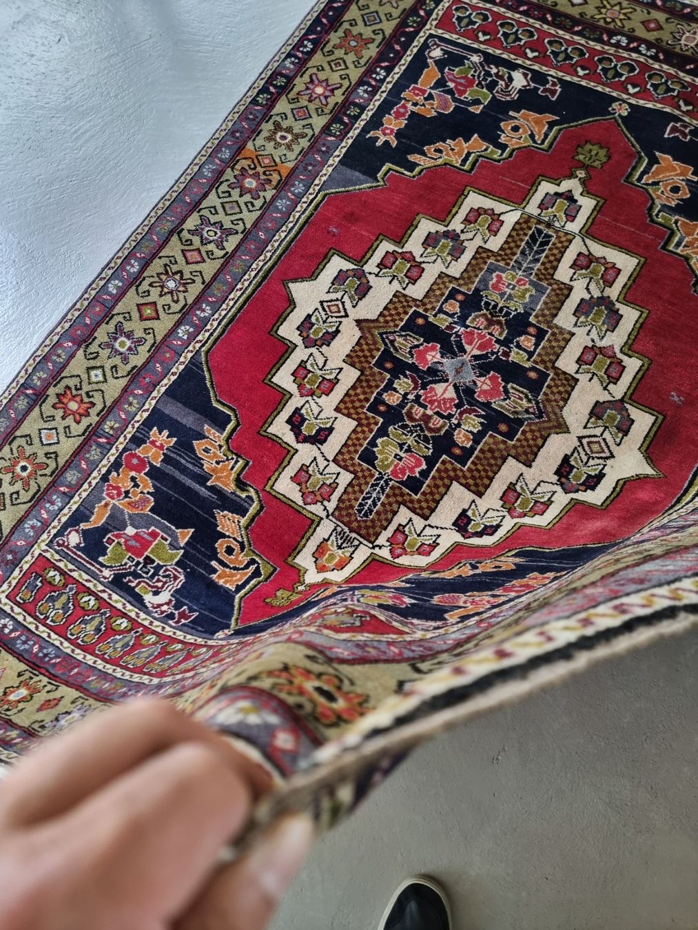 Teppiche: 160x228 Wunderschöner Orientteppich Handgeknüpft – Gebraucht aus Olten von OrientDeko 3