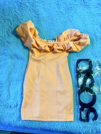 Robe ASOS DESIGN Petite coral – taille UK 12 / EU 40 – 