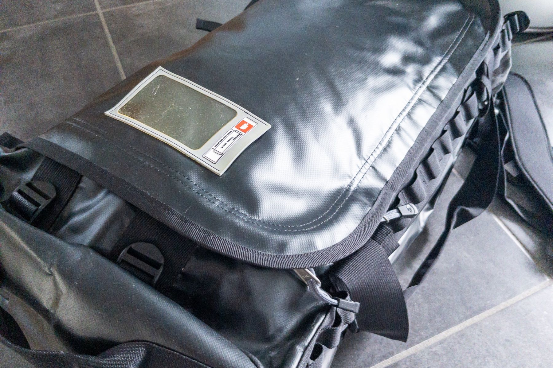 North Face Taschen: The North Face Base Camp Duffel L, schwarz – Gebraucht aus Berneck von Tschikka 4