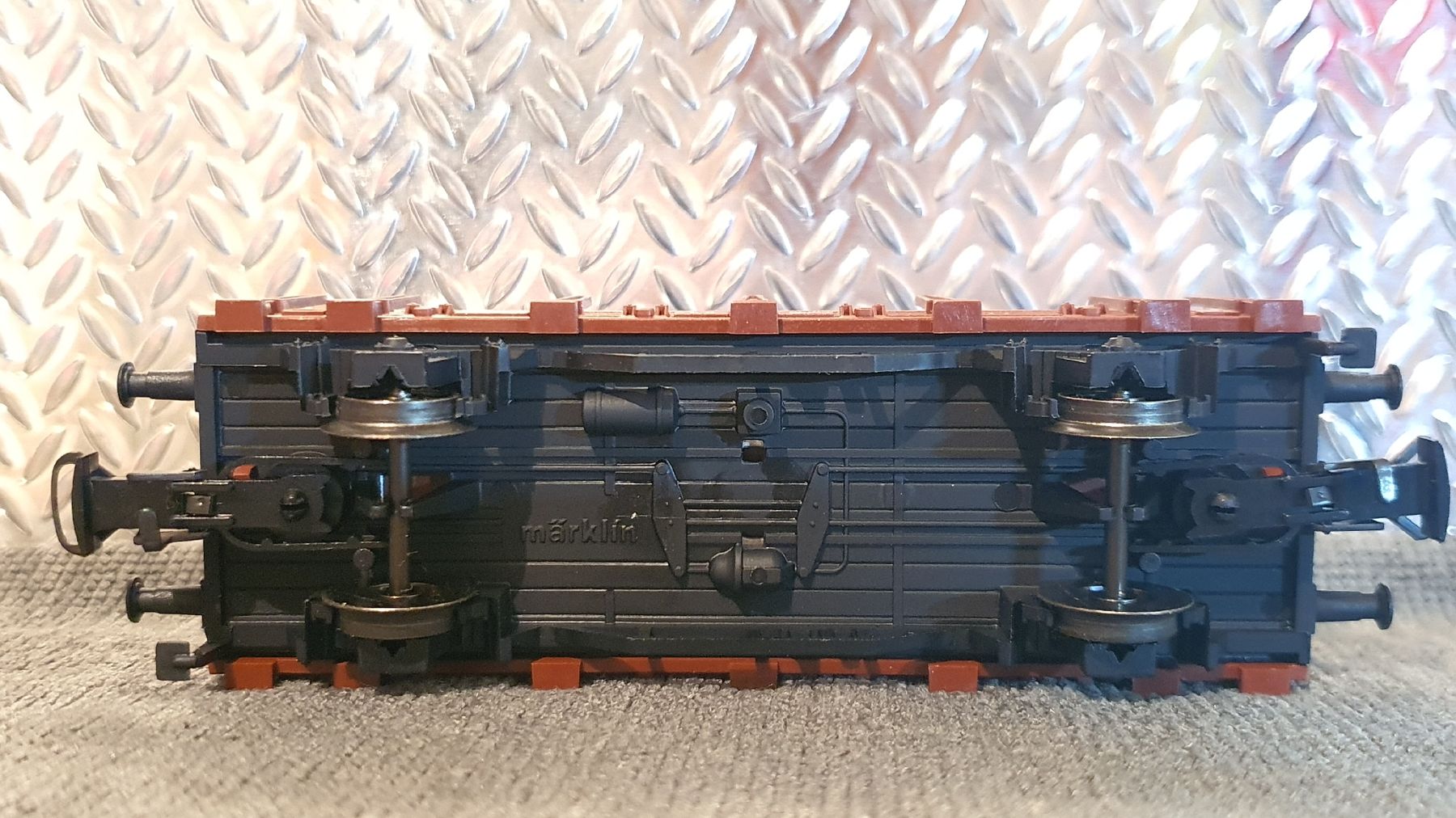 Märklin Modellini di ferrovie: MÄRKLIN H0 TECHNIK ERFAHREN GÜTERWAGEN  – Usato da Männedorf venduto da Modellbau-wyss 3