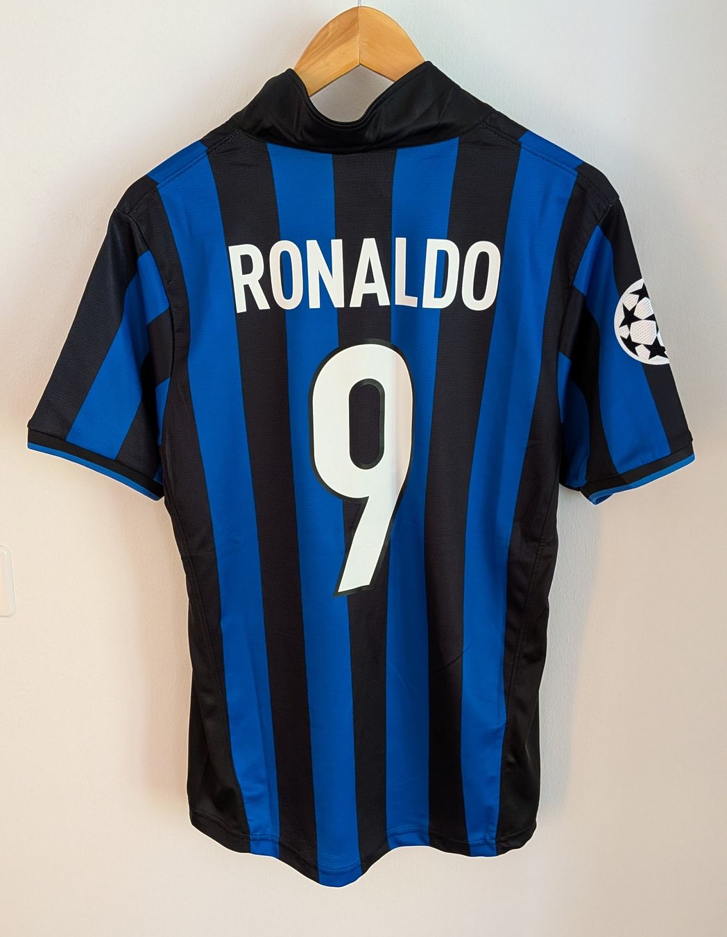 Nike Canottiere & Pantaloni: Vintage Inter Milan Trikot Ronaldo – Nuovo (secondo la descrizione) da Zürich venduto da vukzh 1