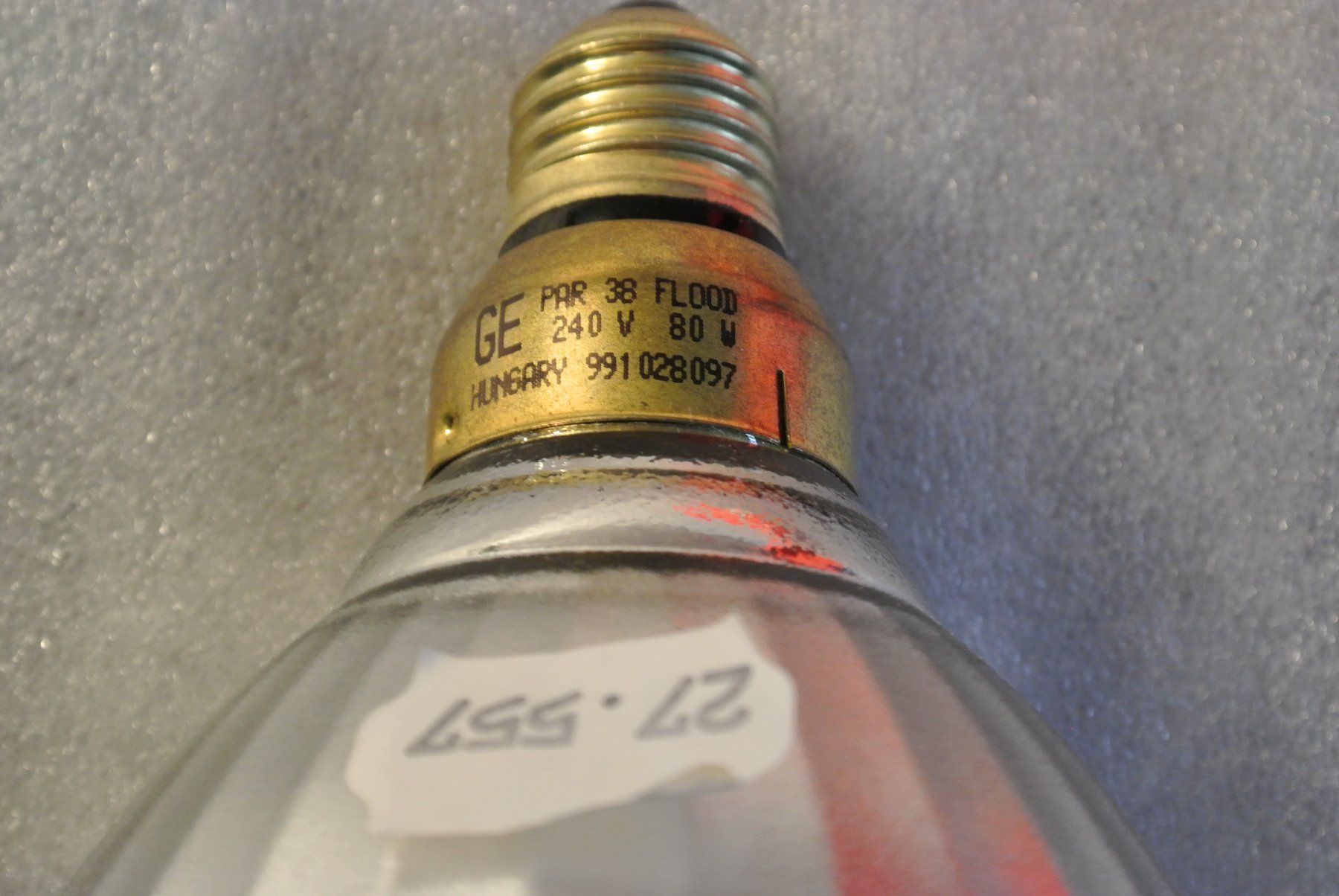 General Electric Lampes: Reflektorlampe-gelb – D'occasion à Horgen par Goros 2