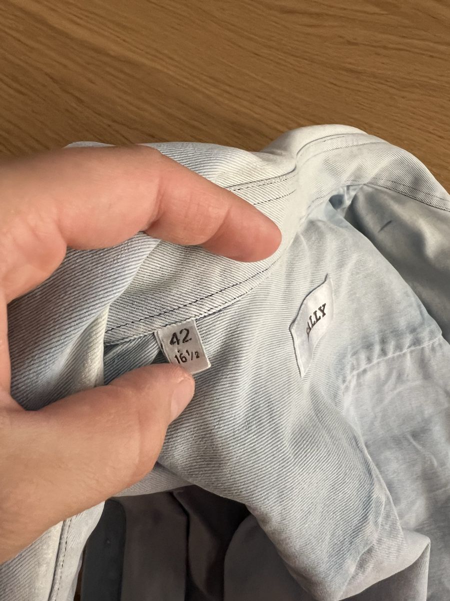 Bally Blusen: Hemd Bally hellblau Baumwolle, Grösse 42/L – Gebraucht aus Luzern von maisonnoir 2