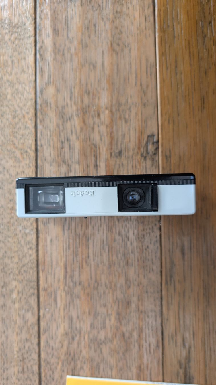 Kodak pocket instamatic 200 - De Wit Cameras