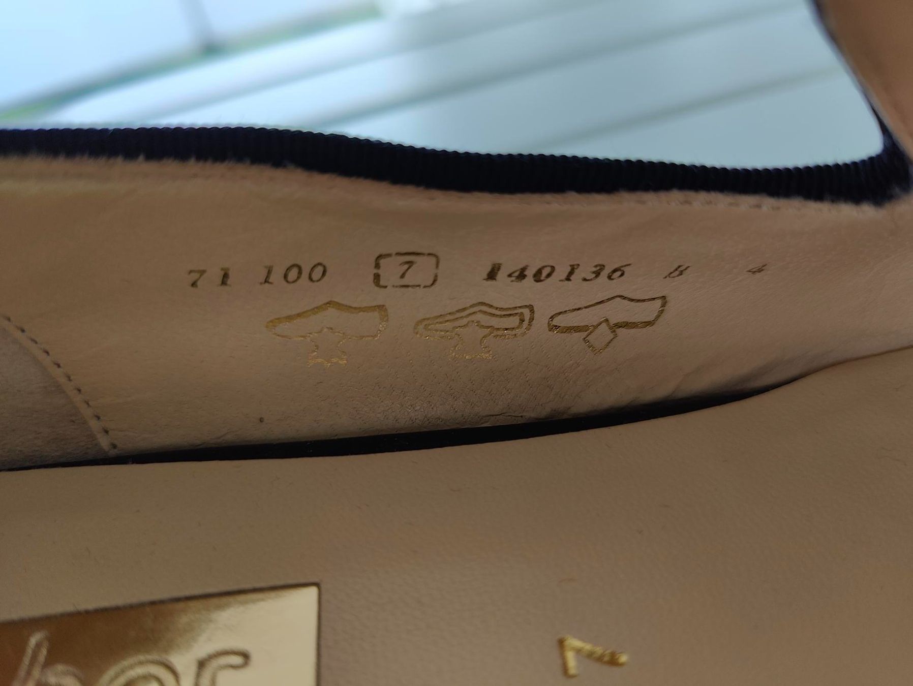Gabor Scarpe da donna: Gabor Halbschuhe, Gr. 7  (neu) – Nuovo (secondo la descrizione) da Meggen venduto da SellingGoods_1 6