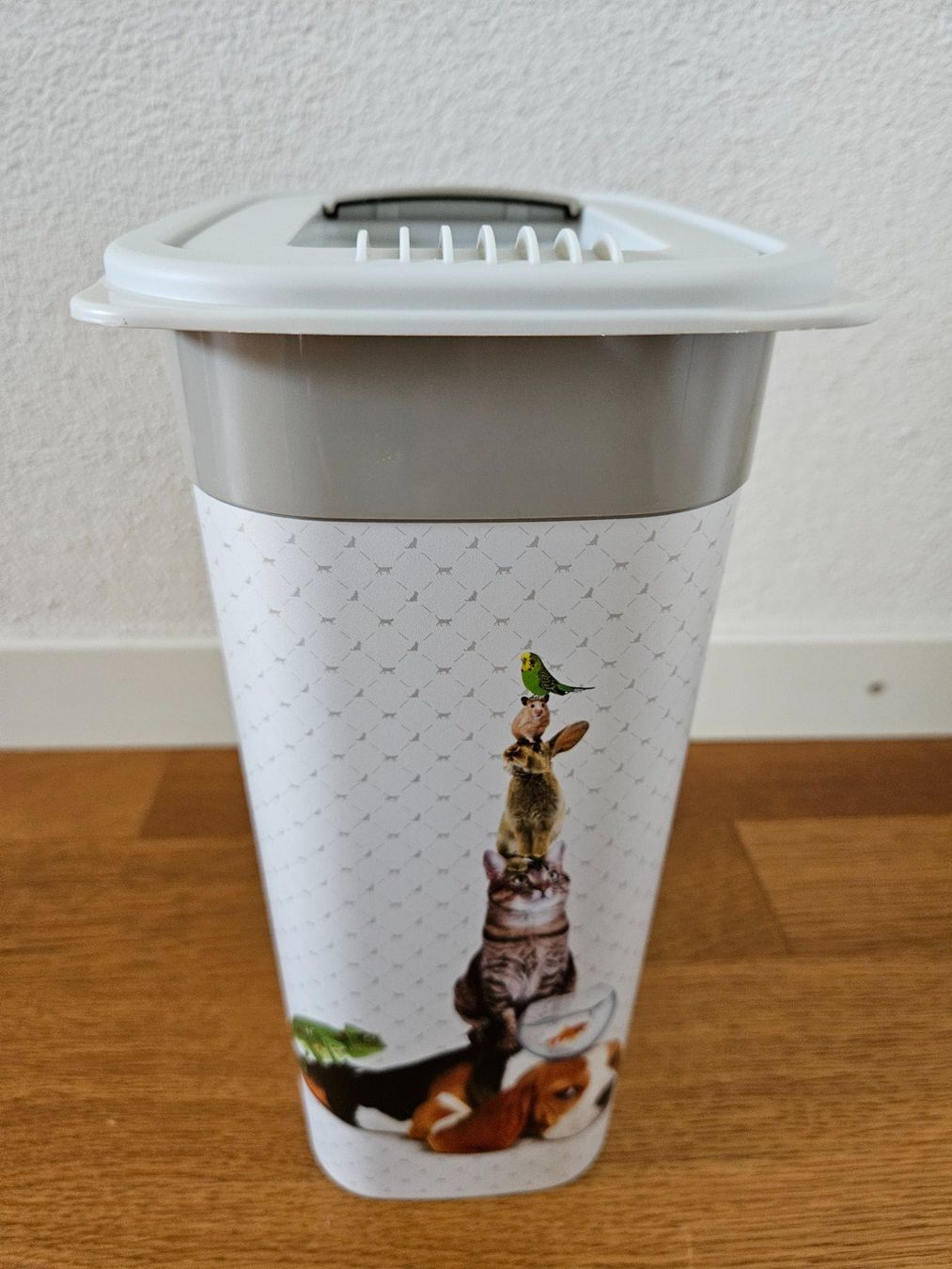 Mangimi: Virbac Advanced 3 Kidney+Joint 3.5L Katzenfutter Rotho Box – Usato da Birmensdorf ZH venduto da Wendepunkt... 4