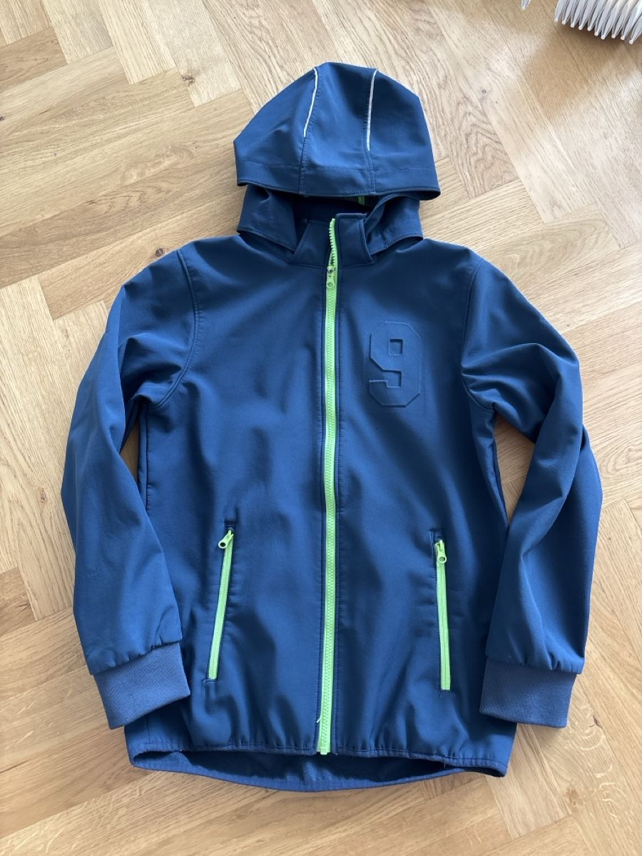 H&M Jacken & Mäntel: Softshelljacke von H&M, Grösse 158 – Gebraucht aus Wohlen AG von Michi761