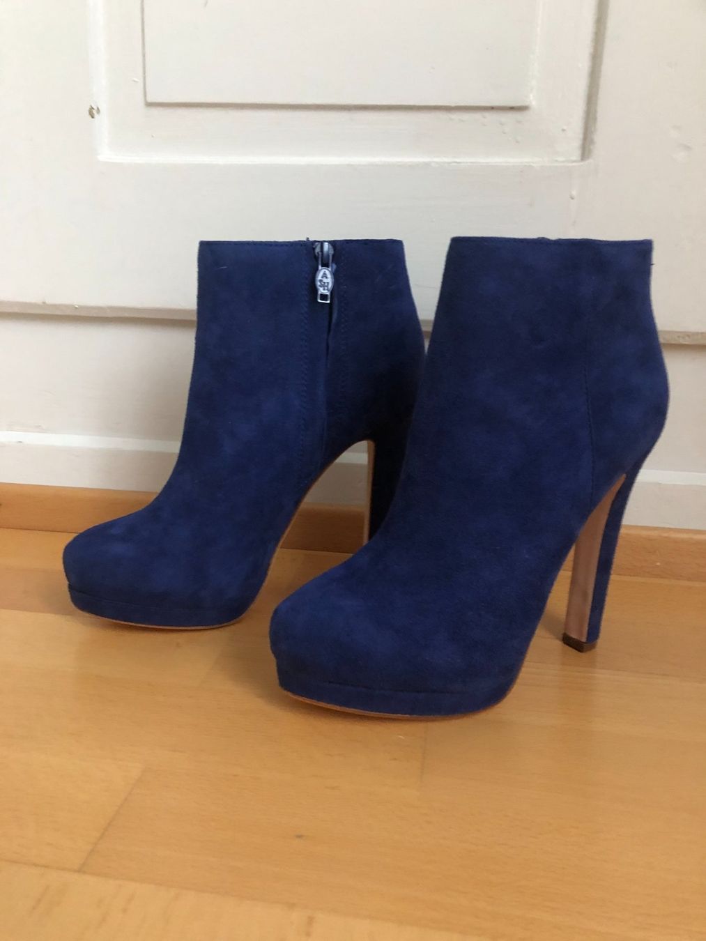 Ash Chaussures femmes: ASH Boots "Chloe" – D'occasion à Zürich par sla_9j6n 1