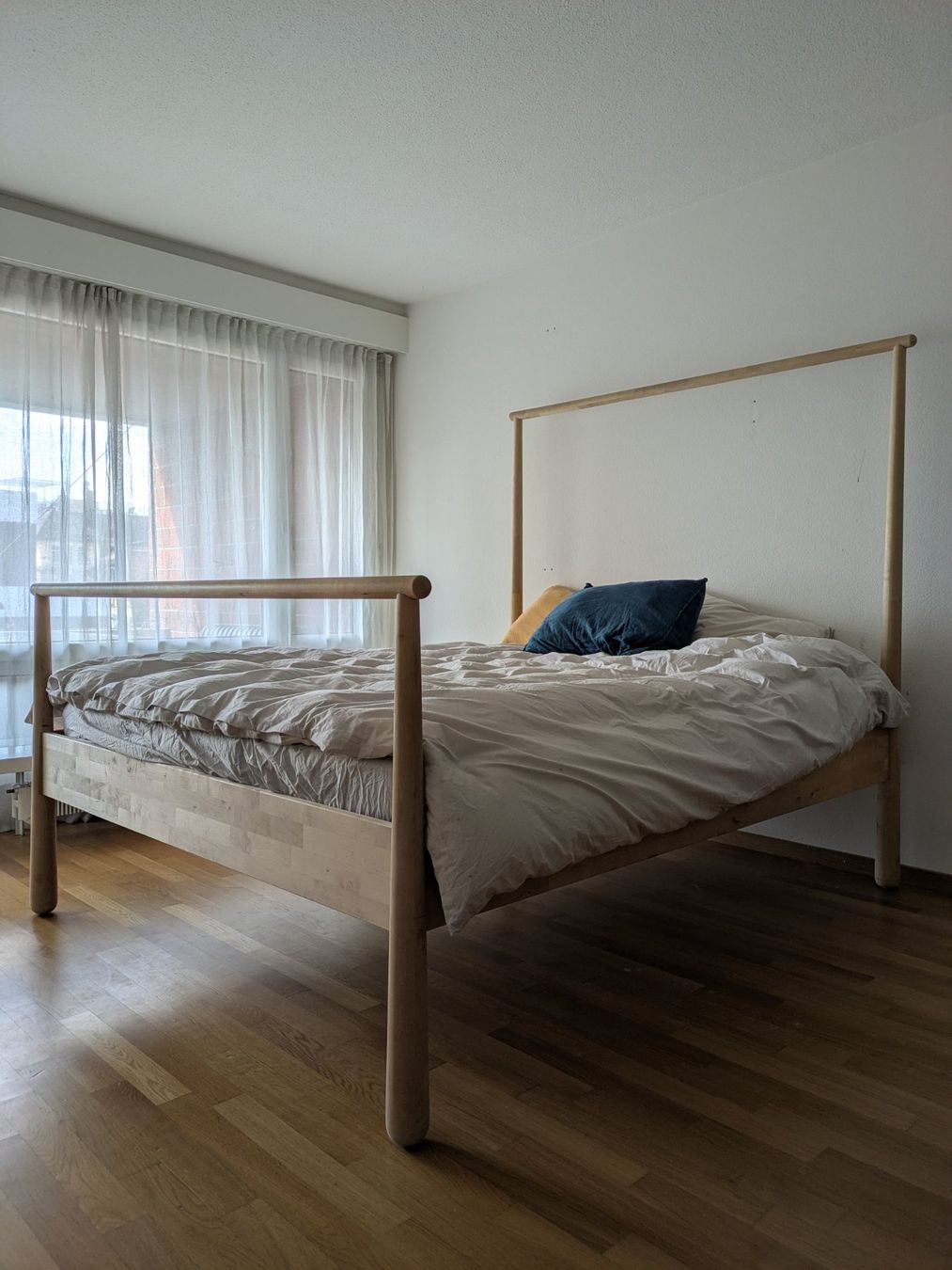 Ikea Betten: IKEA Gjöra Bett 160 cm inkl. Lattenrost – TOP Zustand – Gebraucht aus Zürich von han_mh29 2