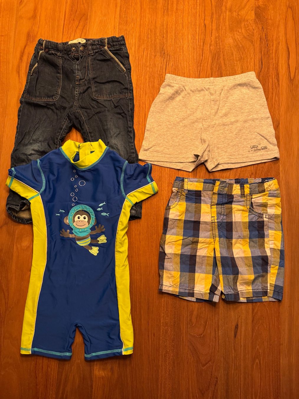 Lotti & Set di vestiti: Junge Kleider Paket Gr. 98 – Usato da Horgen venduto da delakowi 5