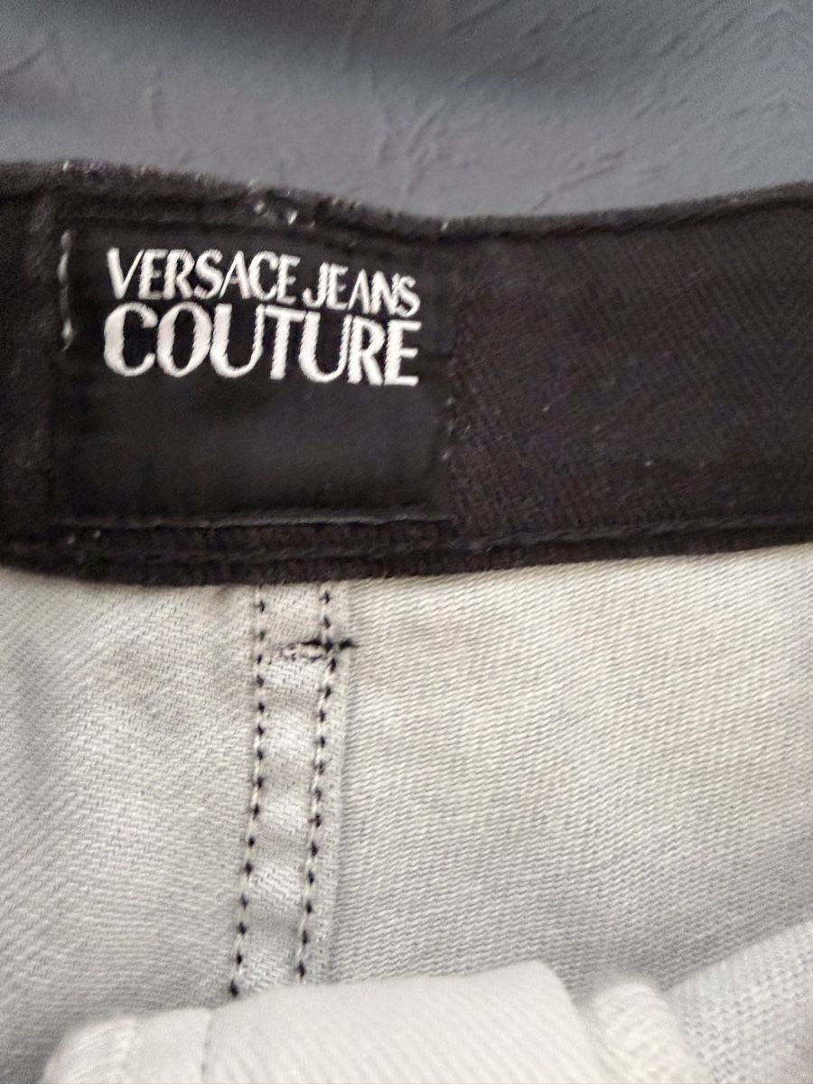 Versace Jeans: Versace Jeans Couture Summer Shorts Size 30 – Gebraucht aus Zürich von Vikkinikki 2