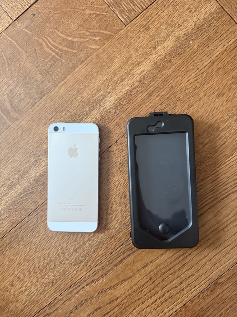 Staffe: Velohalterung - iPhone 5/5S/SE – Nuovo e nell'imballaggio originale da Zürich venduto da nakasch 2