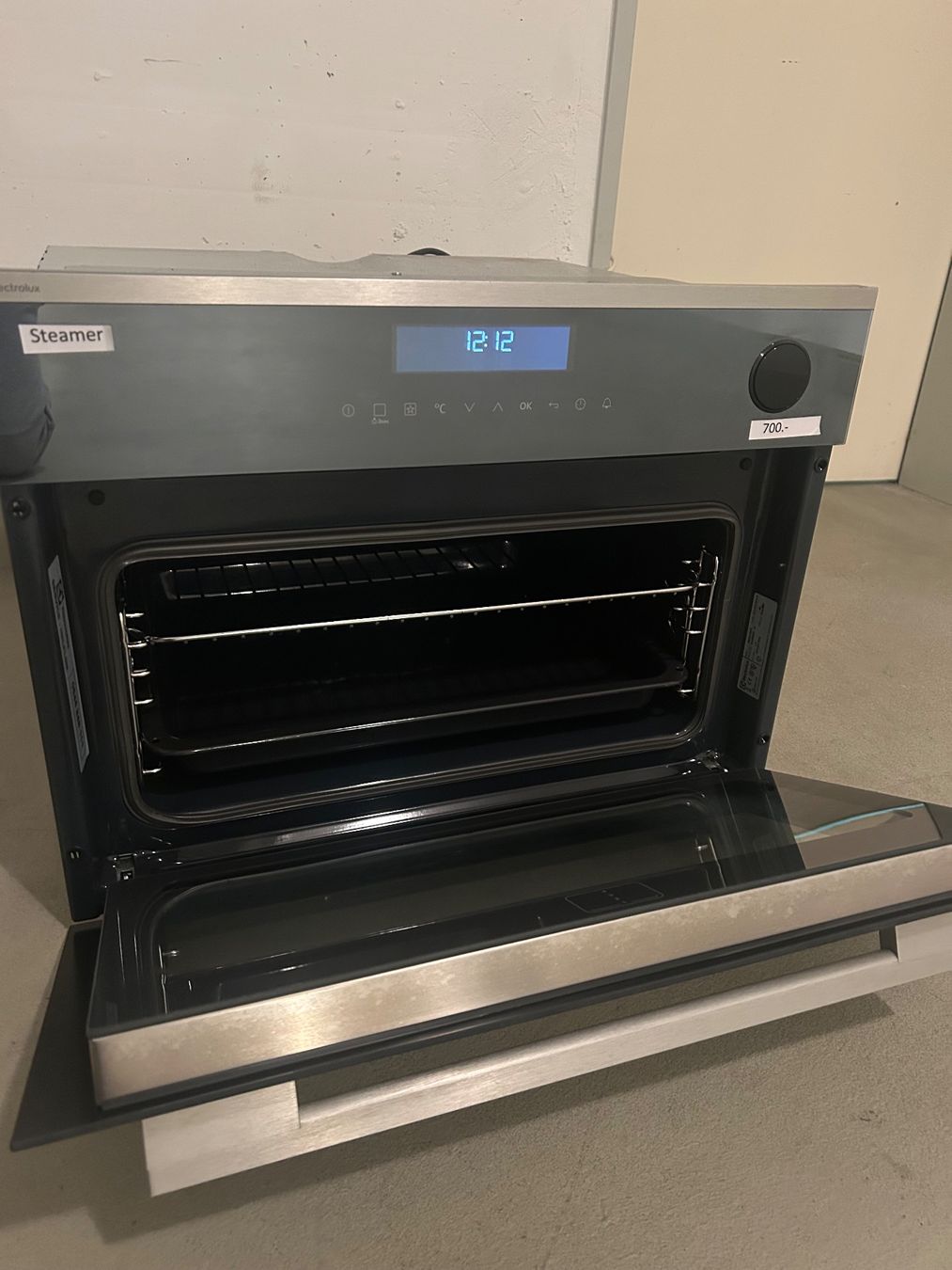Electrolux Elettrodomestici da cucina: Electrolux Steamer – Usato da Zürich venduto da Barca10 1