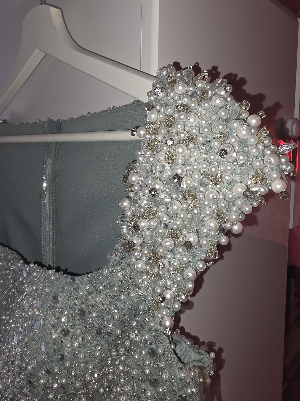 Kleider: Abendkleid mit Perlen und Steinen Grösse S neu – Neu und originalverpackt aus Brüttisellen von sah_rk8z 1