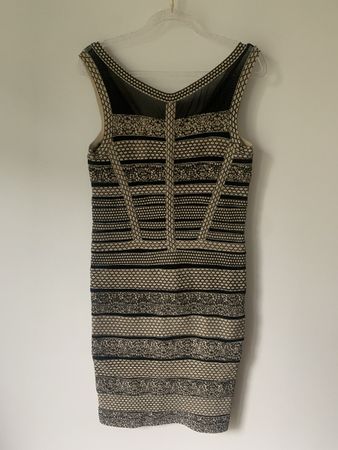 Enges Kleid von Sweewe Paris Gr. S/M beige schwarz, Sommer
