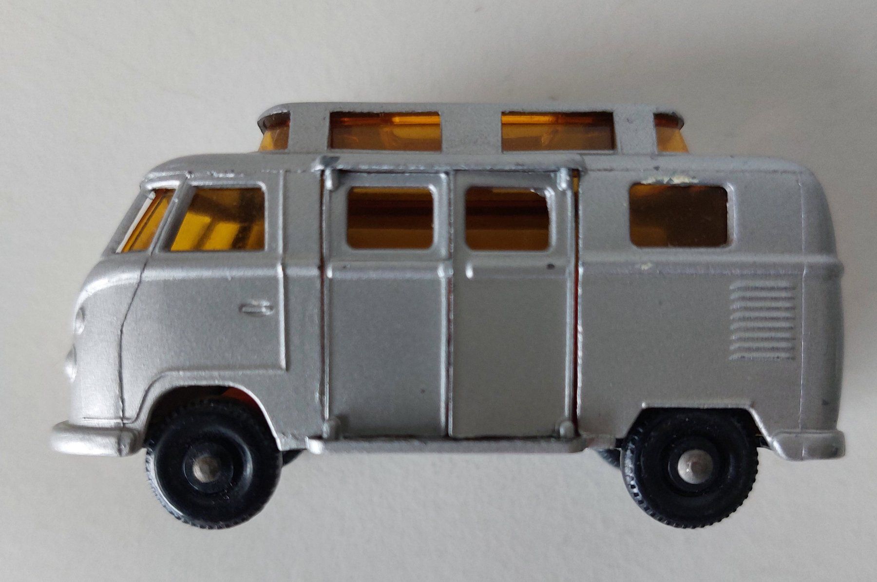 Matchbox Modellini d'auto: Matchbox Lesney Nr. 34C VW BUS Camper – Usato da Schenkon venduto da Elbarto007 4