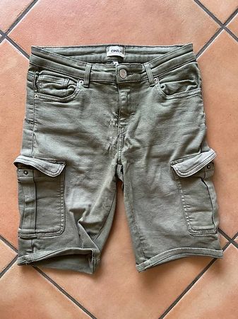 Grüne Damen Cargoshorts