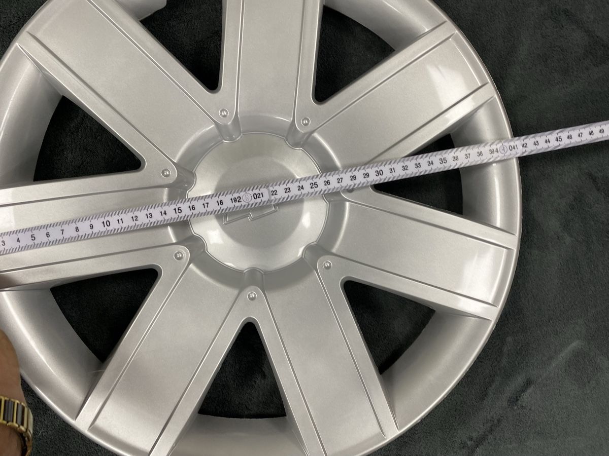 Chevrolet Cerchioni: Neue Orginal Chevrolet Radkappen  – Nuovo e nell'imballaggio originale da Hägglingen venduto da Karin0802 9