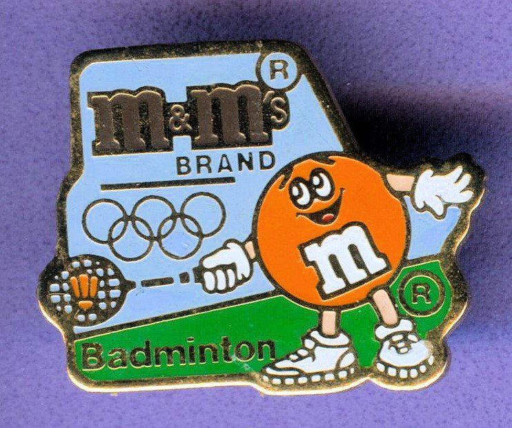Placchette & Badge: m & m  Badminton – Usato da Winterthur venduto da Sammleroase