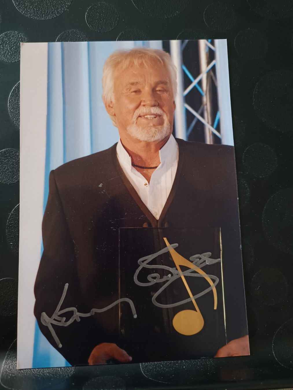 Autographes: Kenny Rogers - handsigniert – D'occasion à Menziken par Artographs