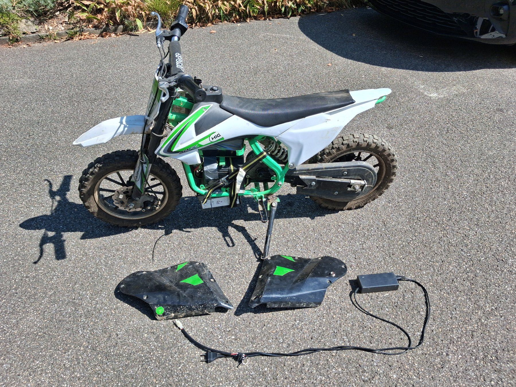 Véhicules pour enfants: Elektromotorrad Kinder – D'occasion à rumisberg par stampfli_80