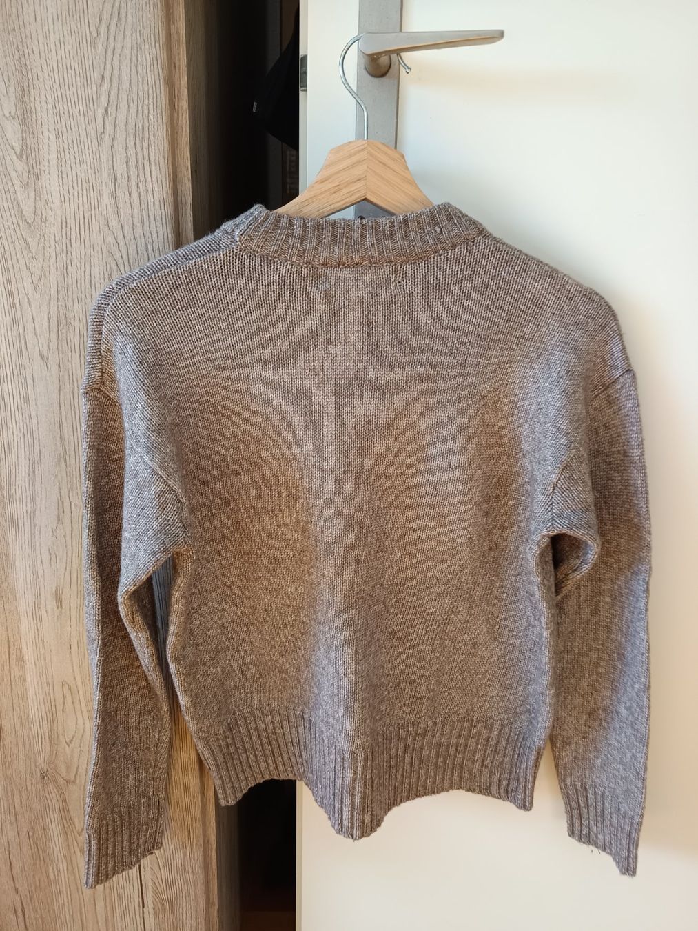 Pullover & Sweatshirts: Pullover Grösse XS – Gebraucht aus Gattikon von Nesy8930 2